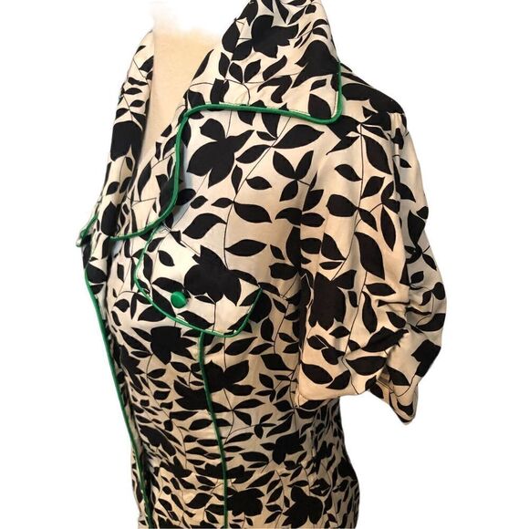 Marianne black and white floral button front with green satin buttoned and trim - Picture 8 of 16